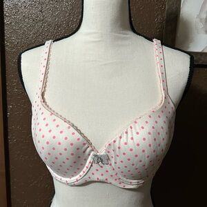 Victoria’s Secret bra 34 D